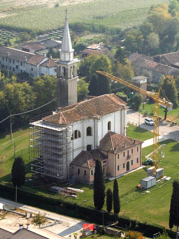 Restauro e risanamento conservativo della copertura del Santuario della Madonna delle Cendrole di Riese Pio X