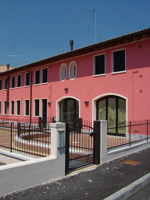 Demolizione e ricostruzione fabbricato  composto  da  9 alloggi a Riese Pio X (TV) in Borgo Rinascimento.